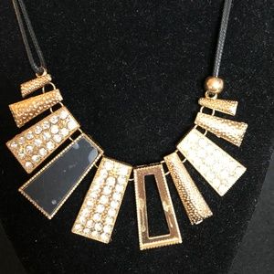 - Beautiful designs necklace